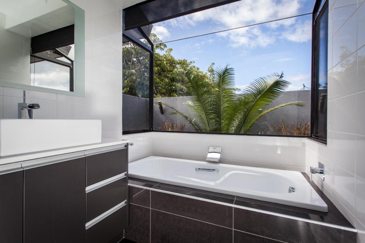 Unique Equestrian Lifestyle Bed & Breakfast Tamahere Exterior foto