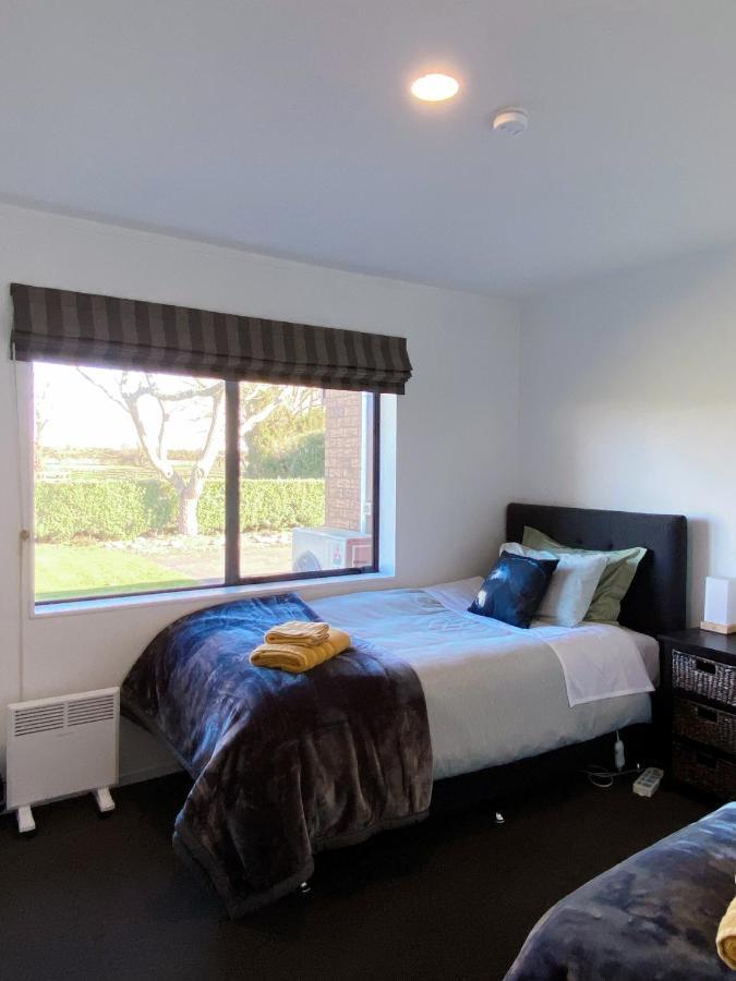 Unique Equestrian Lifestyle Bed & Breakfast Tamahere Exterior foto